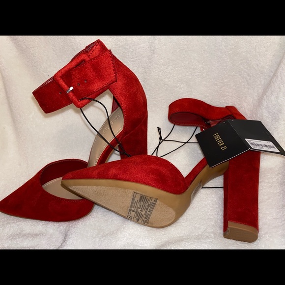 Red ankle-strap stiletto heels - Picture 3 of 8